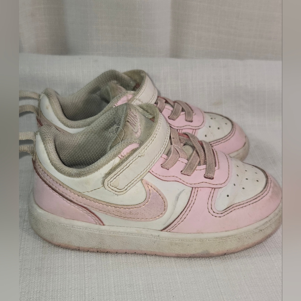 Nike Kids Sneakers Pink and White 8C Toddler Velcro Shoes